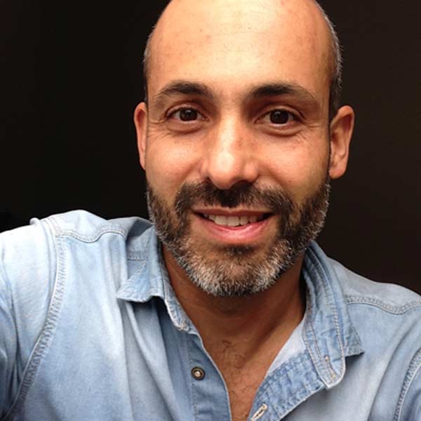 Portrait de Paulo, coach professionnel à Strasbourg, fondateur du P&A Coaching Project spécialisé en transition de carrière